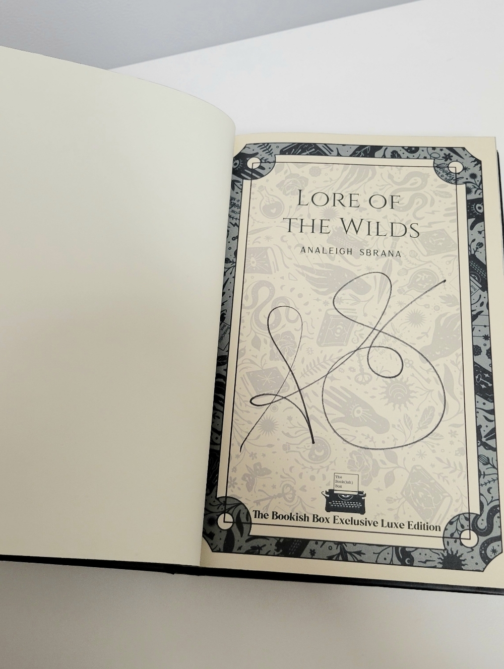 Lore of the Wilds Hardcover SIGNED Bookish Box Edition by Analeigh Sbrana - Picture 3 of 8